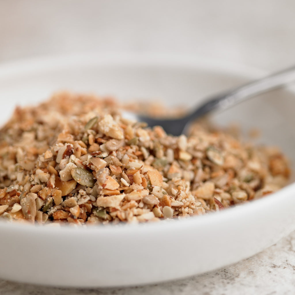 a bowl of crunchy crumble